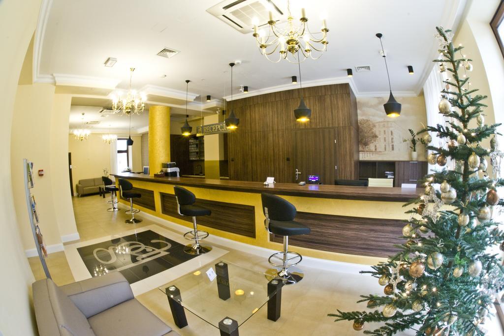 Hotel Gal Тарнув Екстер'єр фото
