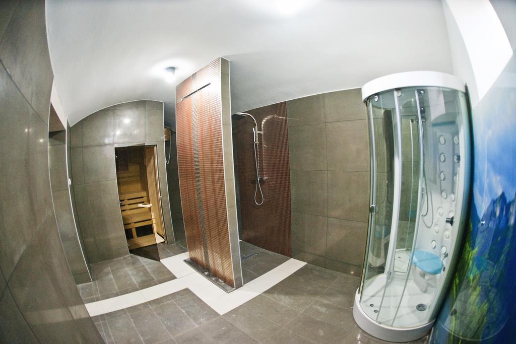 Hotel Gal Тарнув Екстер'єр фото