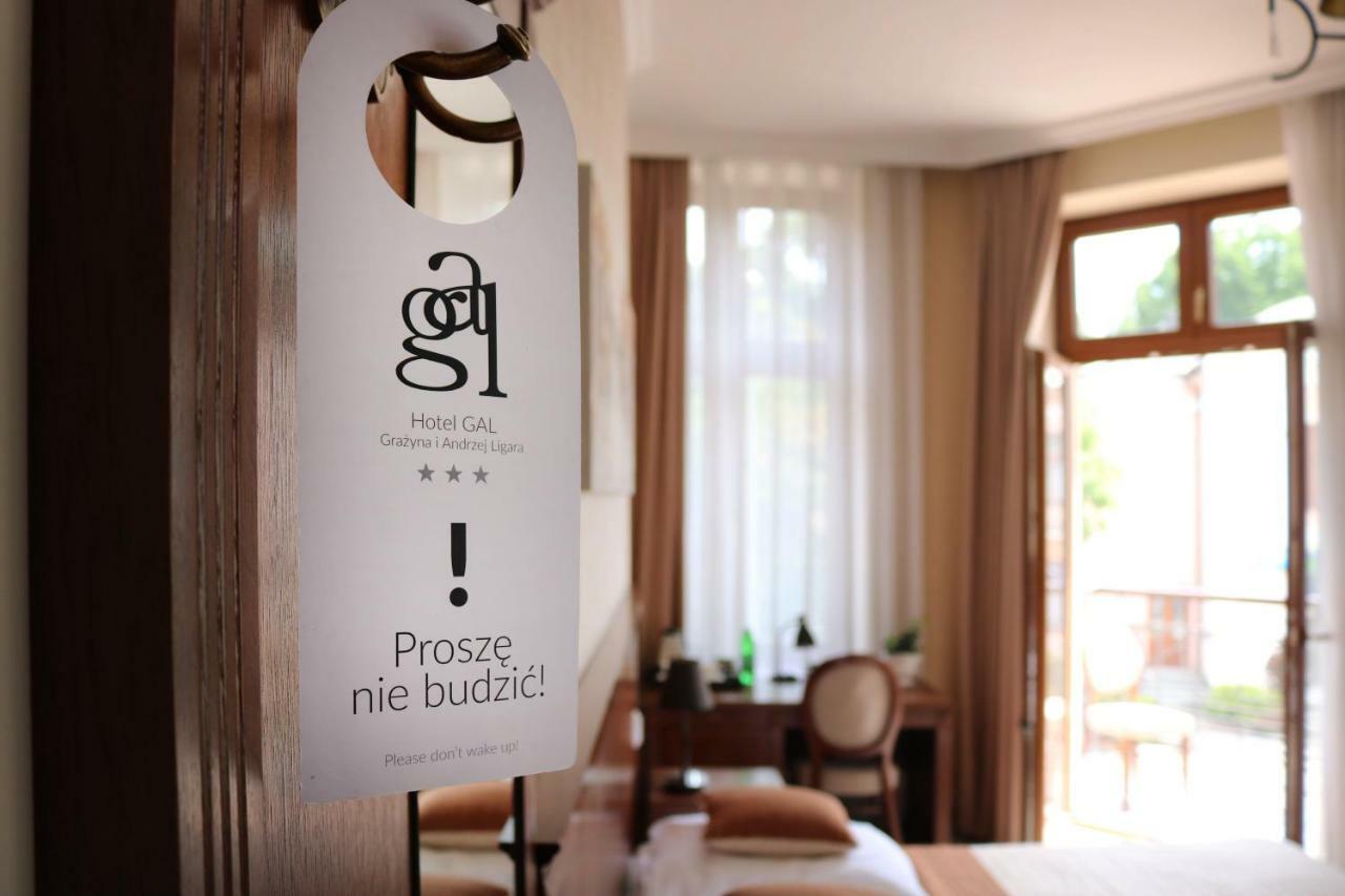 Hotel Gal Тарнув Екстер'єр фото
